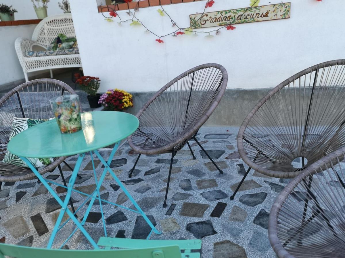 Pensiunea Gradina Ascunsa Bughea de Jos 外观 照片